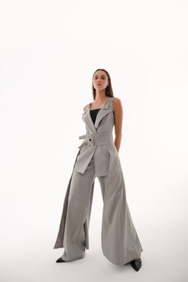 Gray Vest with separated belt skirt 