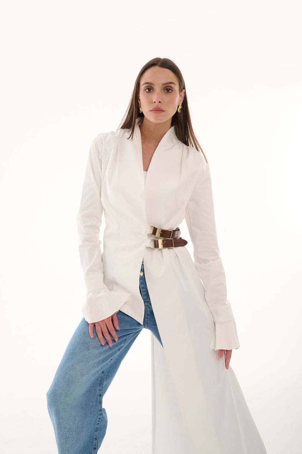 Low High Off-white Blouse with genuine leather Belt