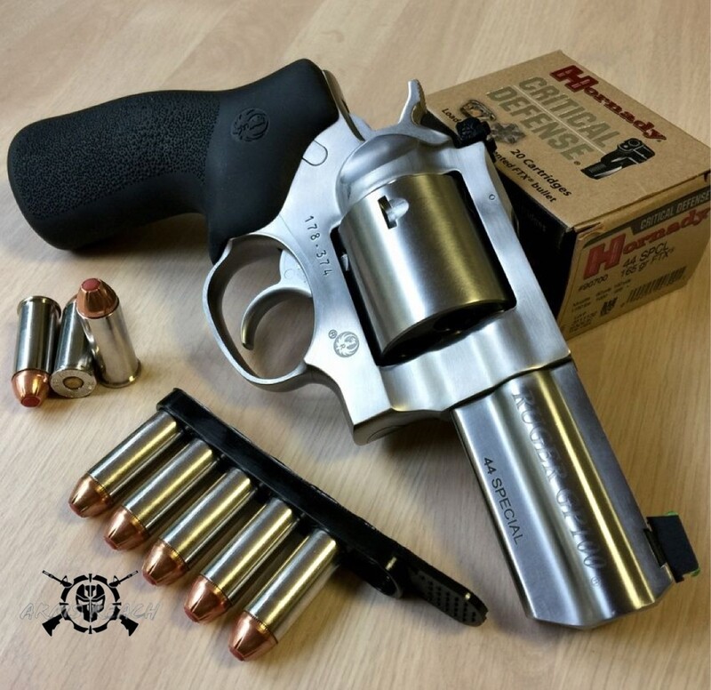 Smith and Wesson Revolver pistols and handguns for sale at ArmsReach online gun store