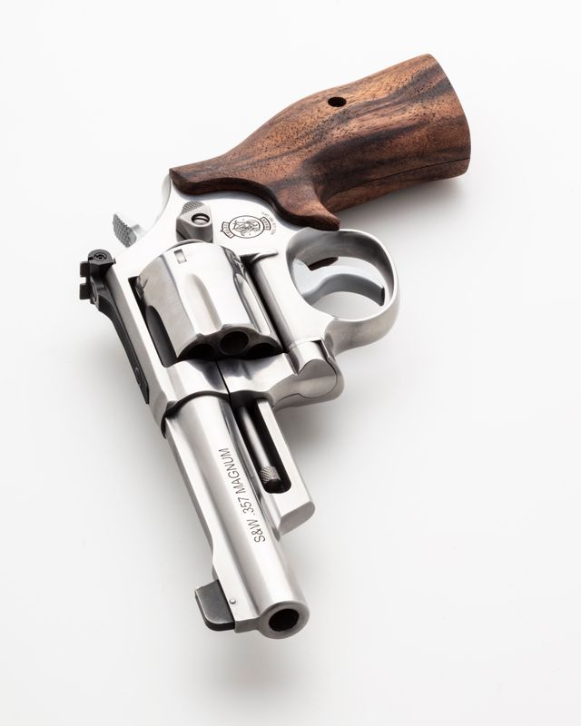 Get S&amp;W 686 revolver
