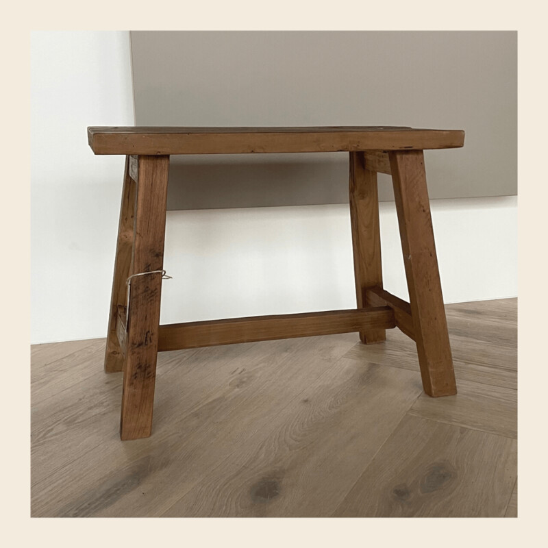Houten krukje