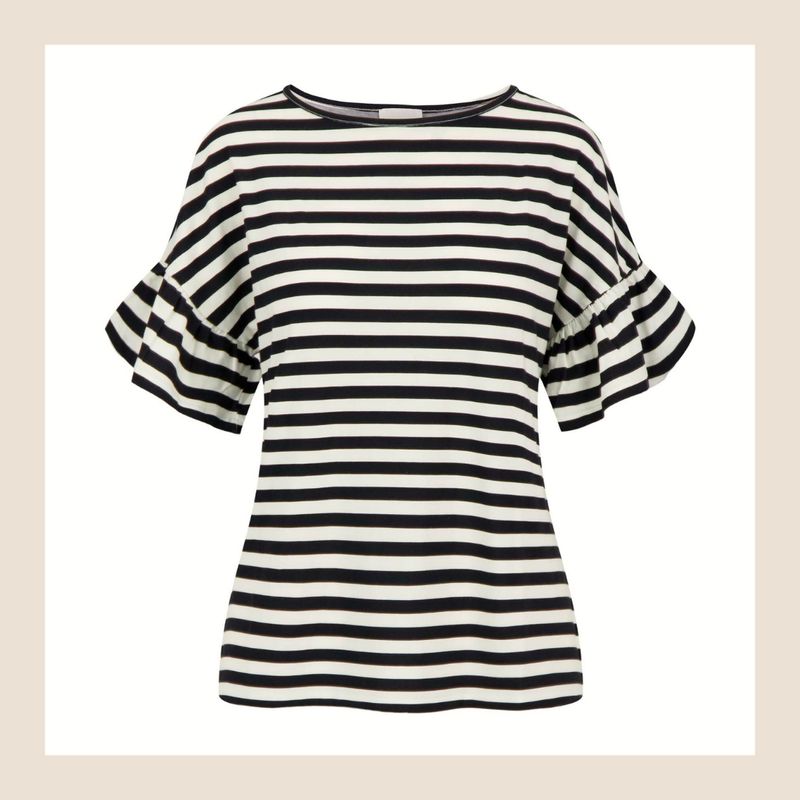 Zusss gestreept t-shirt met vlindermouw - maat M