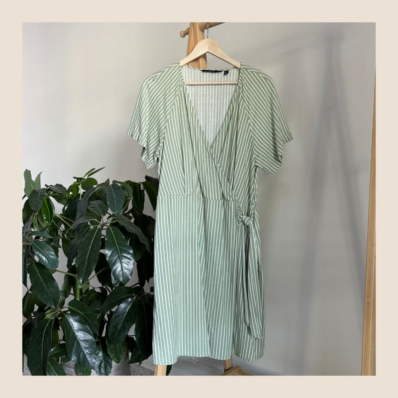 Preloved linnen overslag jurkje van Vero Moda maat L