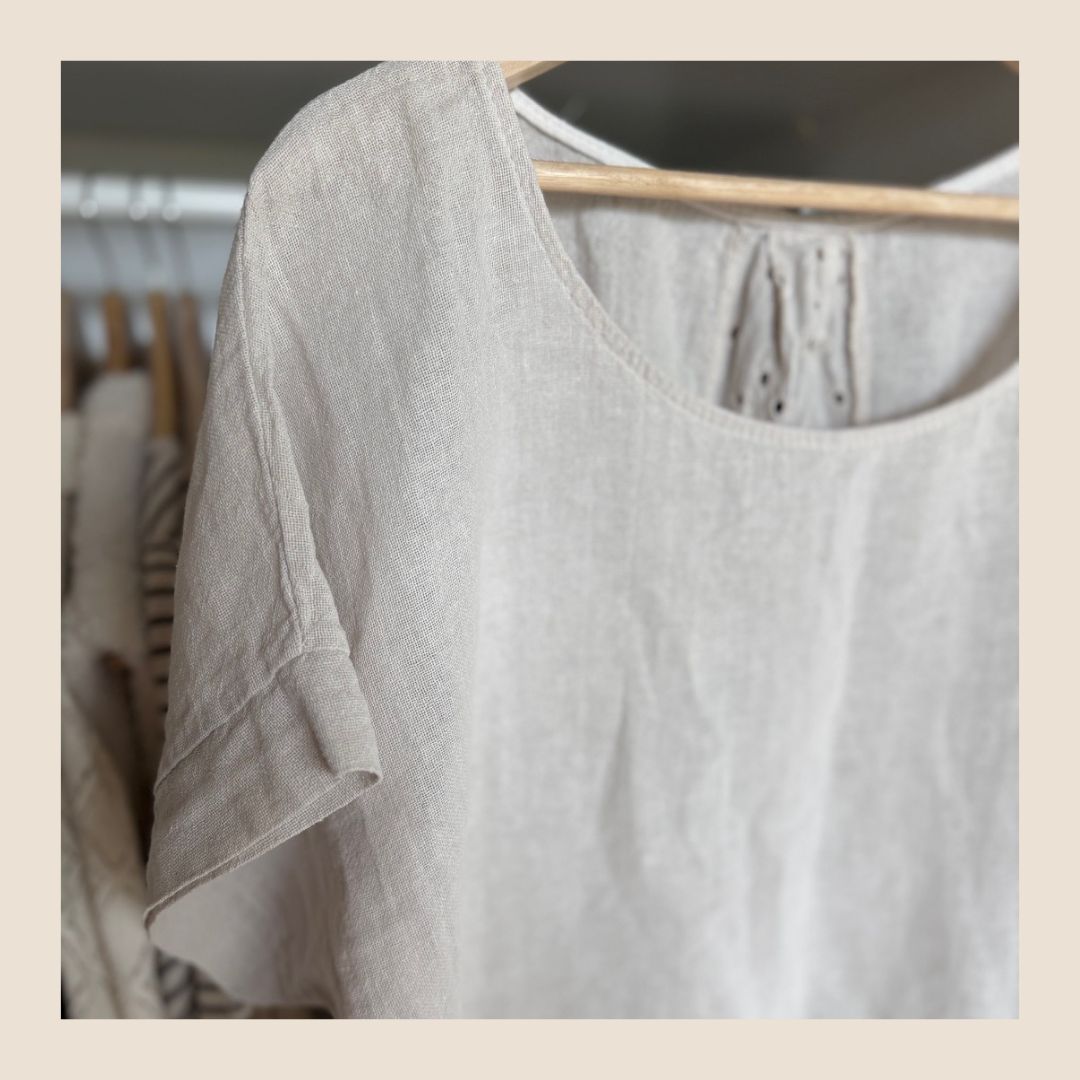 Preloved beige top van Linnen - maat XXL