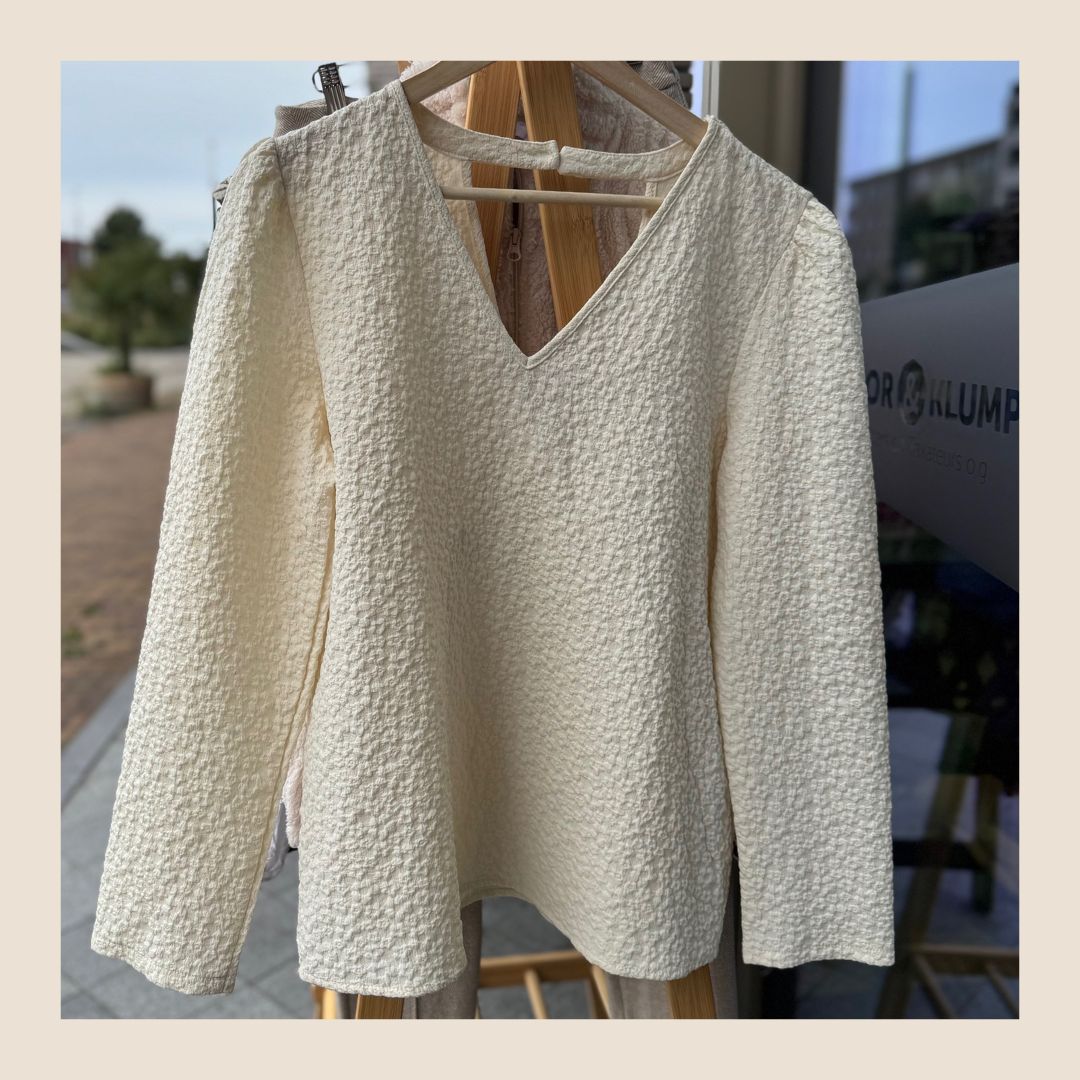 Preloved crème bloemenblouse - maat M