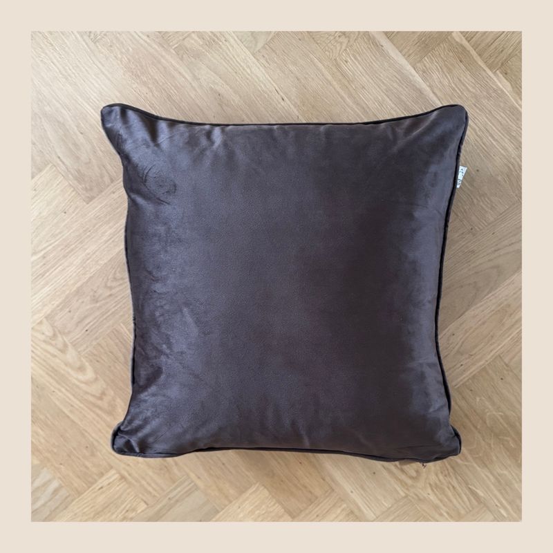 Kussen dark brown