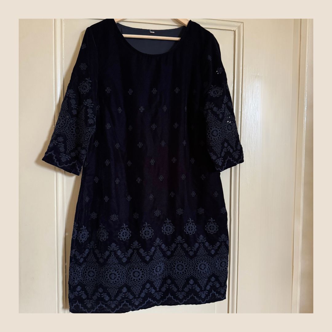 Preloved donkerblauw feestjurkje - maat L