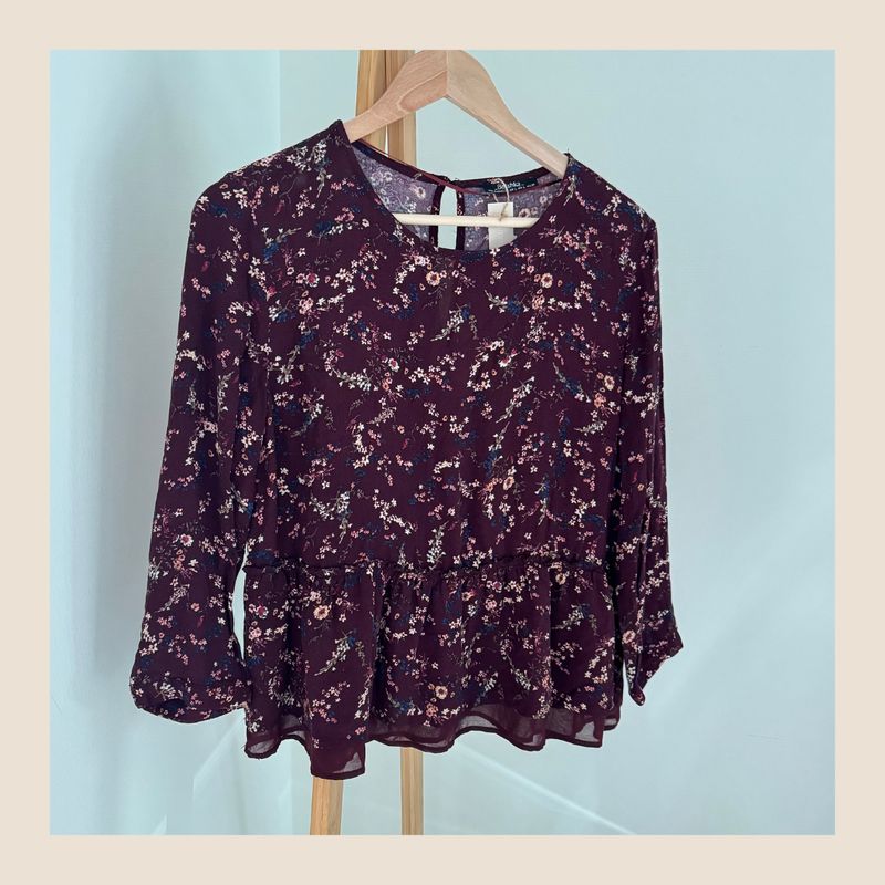 Preloved aubergine top van Bershka - maat 38/40 Preloved aubergine top van Bershka - maat 38/40