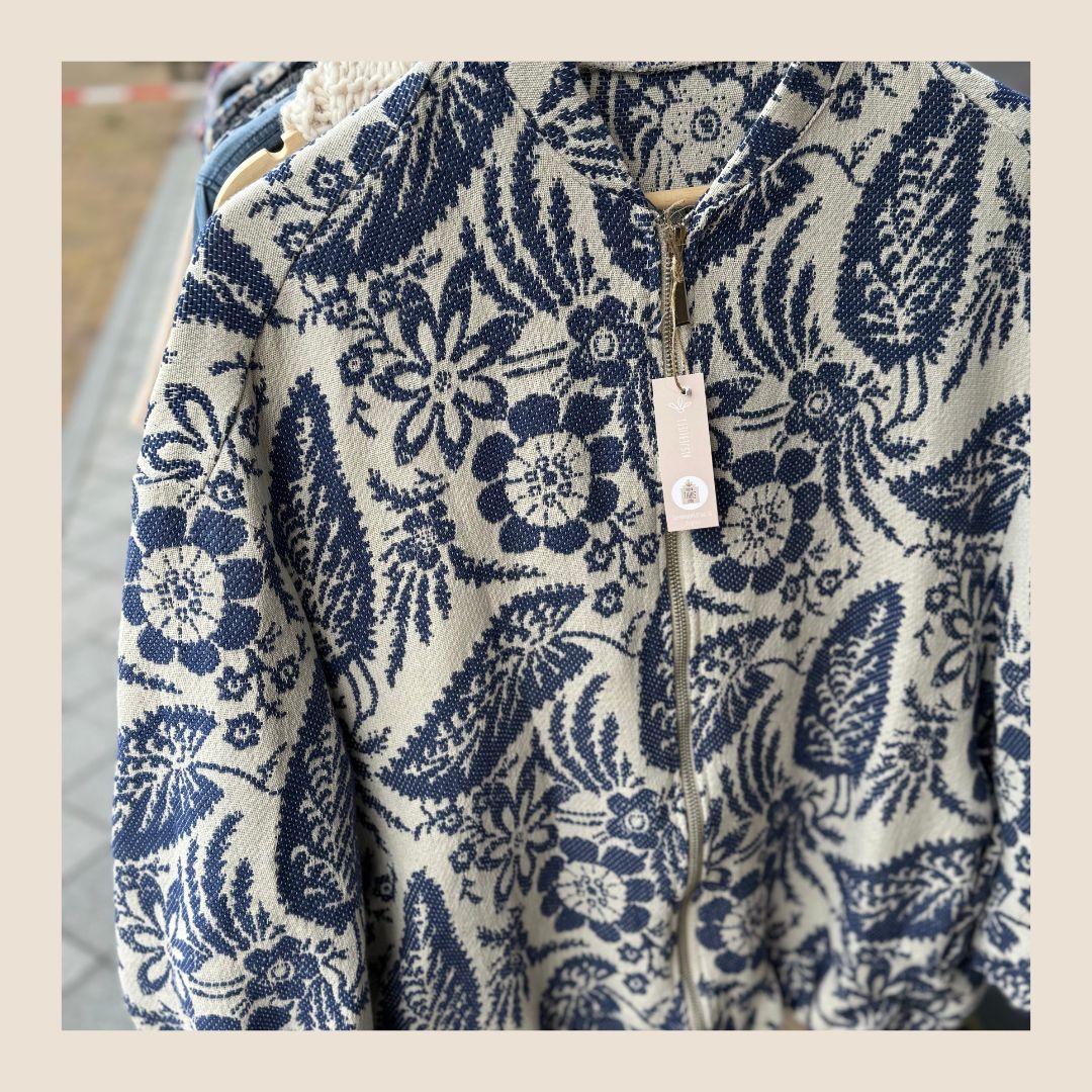 Bomberjack met rits en zakjes - t/m maat 44