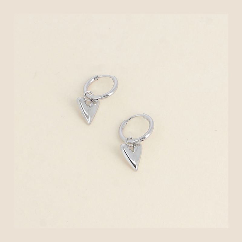 Oorbellen - hartjes zilverkleurig