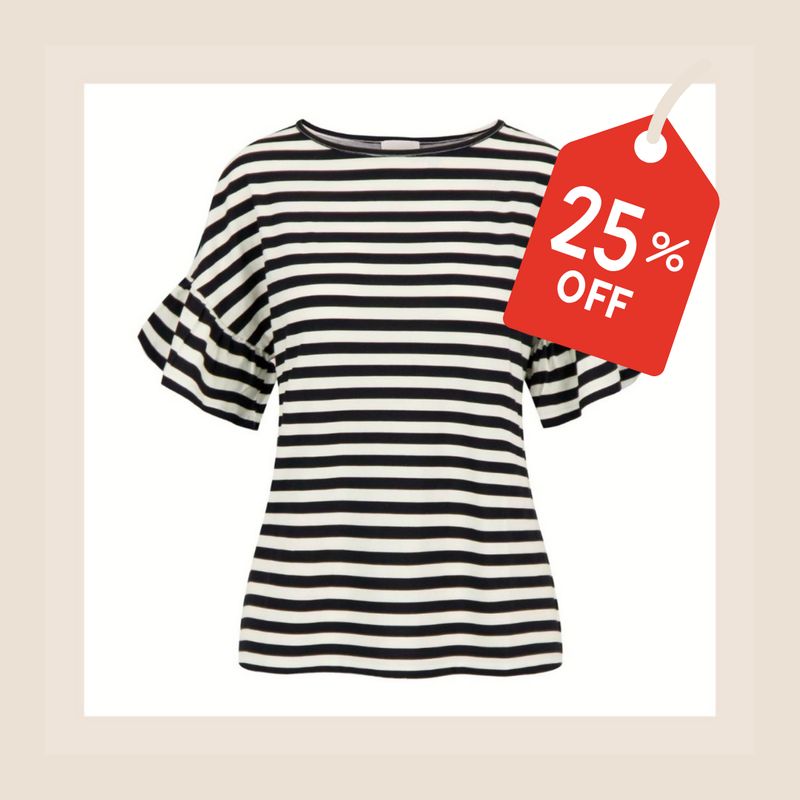 Zusss gestreept t-shirt met vlindermouw - maat S, M en L Zusss gestreept t-shirt met vlindermouw - maat S, M en L