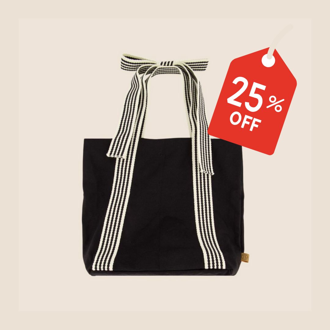 Tas met strik van Zusss Tas met strik van Zusss