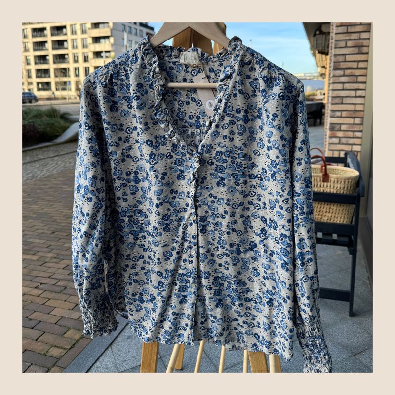 Preloved blouse Isay - maat XL Preloved blouse Isay - maat XL