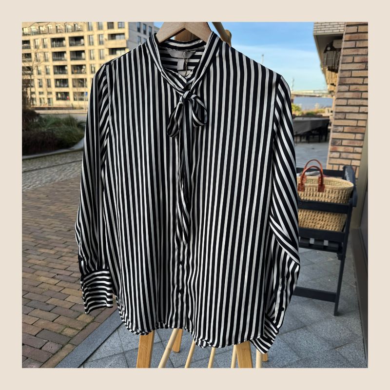 Preloved gestreepte blouse - maat M Preloved gestreepte blouse - maat M