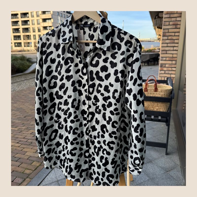 Preloved blouse van Zara - maat M Preloved blouse van Zara - maat M