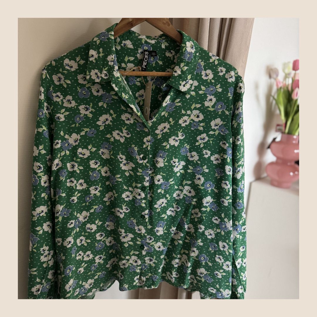 Preloved bouse van Pieces - maat 40