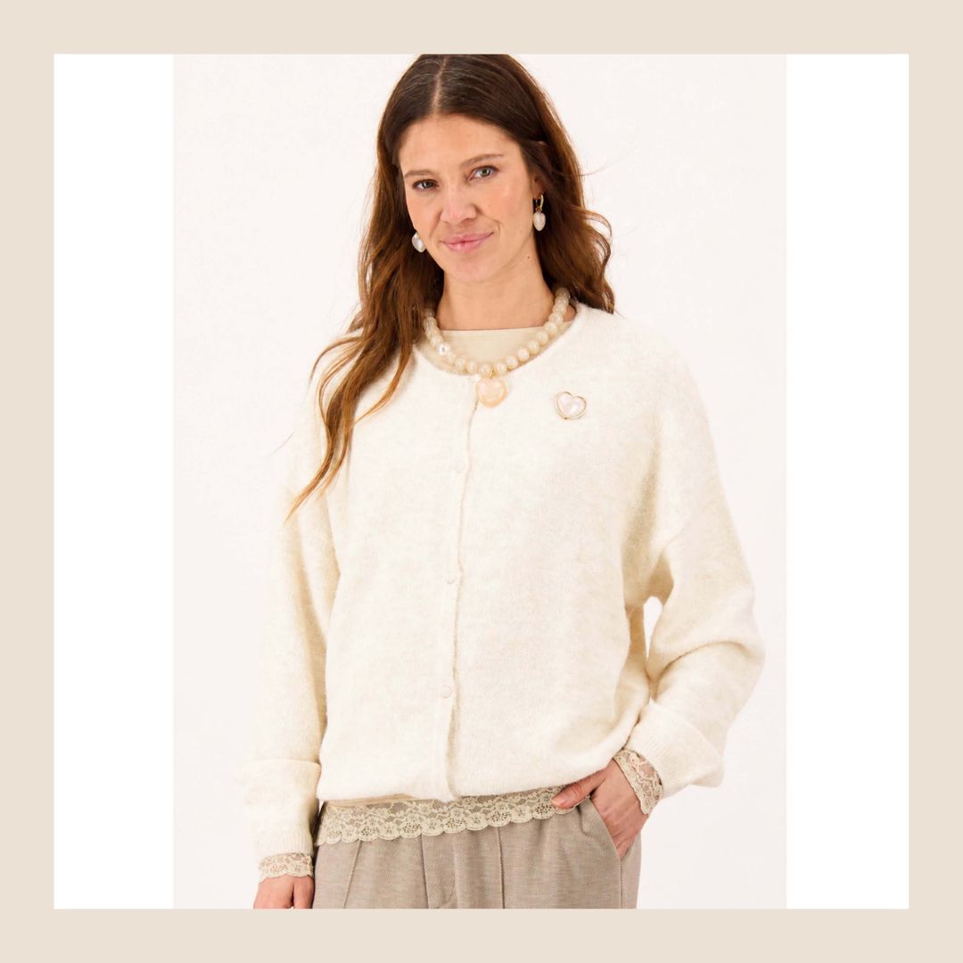 Cardigan vestje van Zusss - Crème maat S, M, L en XL Cardigan vestje van Zusss - Crème maat S, M, L en XL