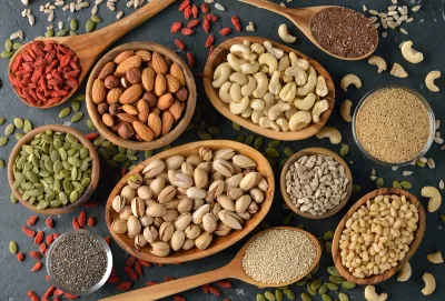 NUTS &amp; SEEDS