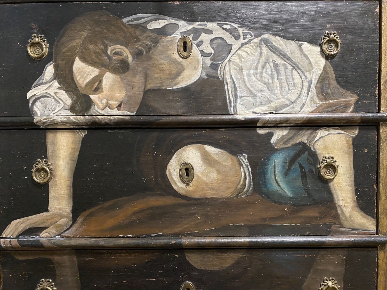 Czarna Bieliźniarka z obrazem Caravaggio "Narcyz"