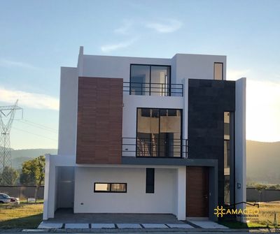 "Vive en el lujo de Lomas de Angelópolis, Puebla: Casa en venta"