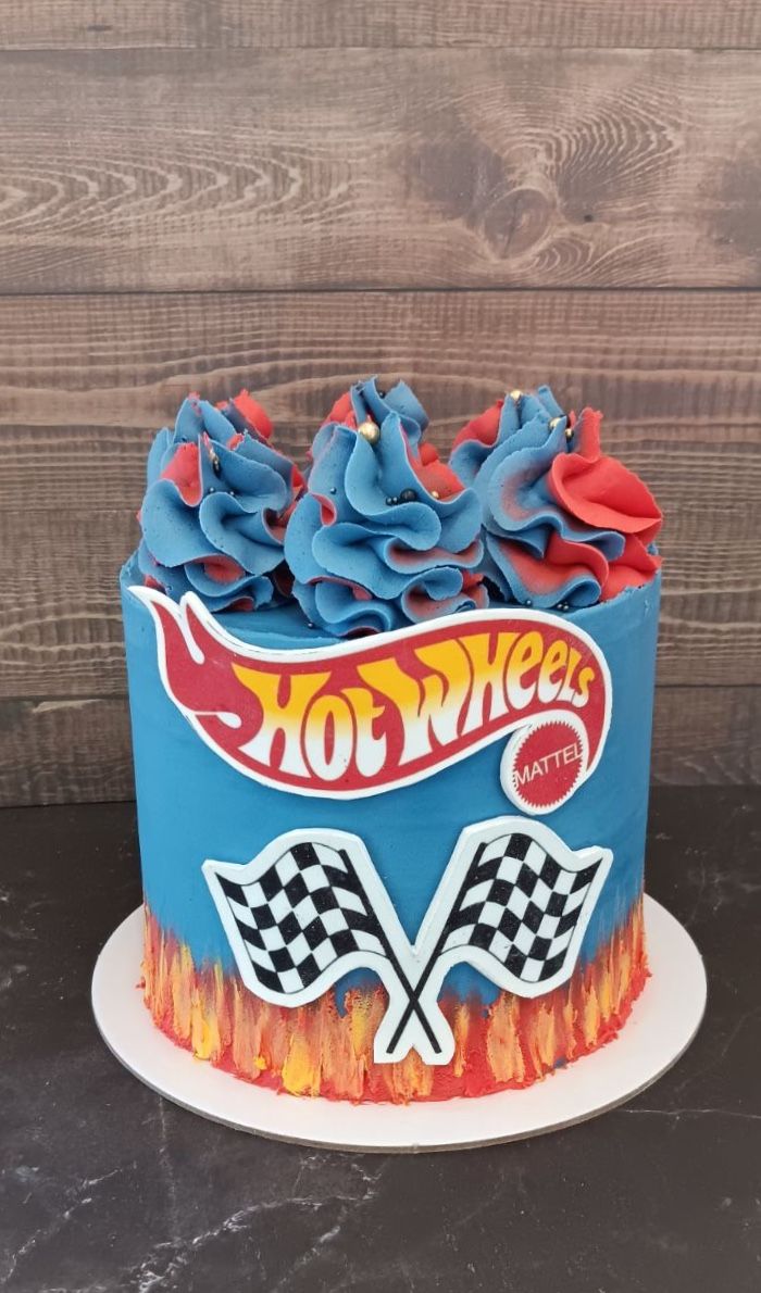 Hot Wheels Cake