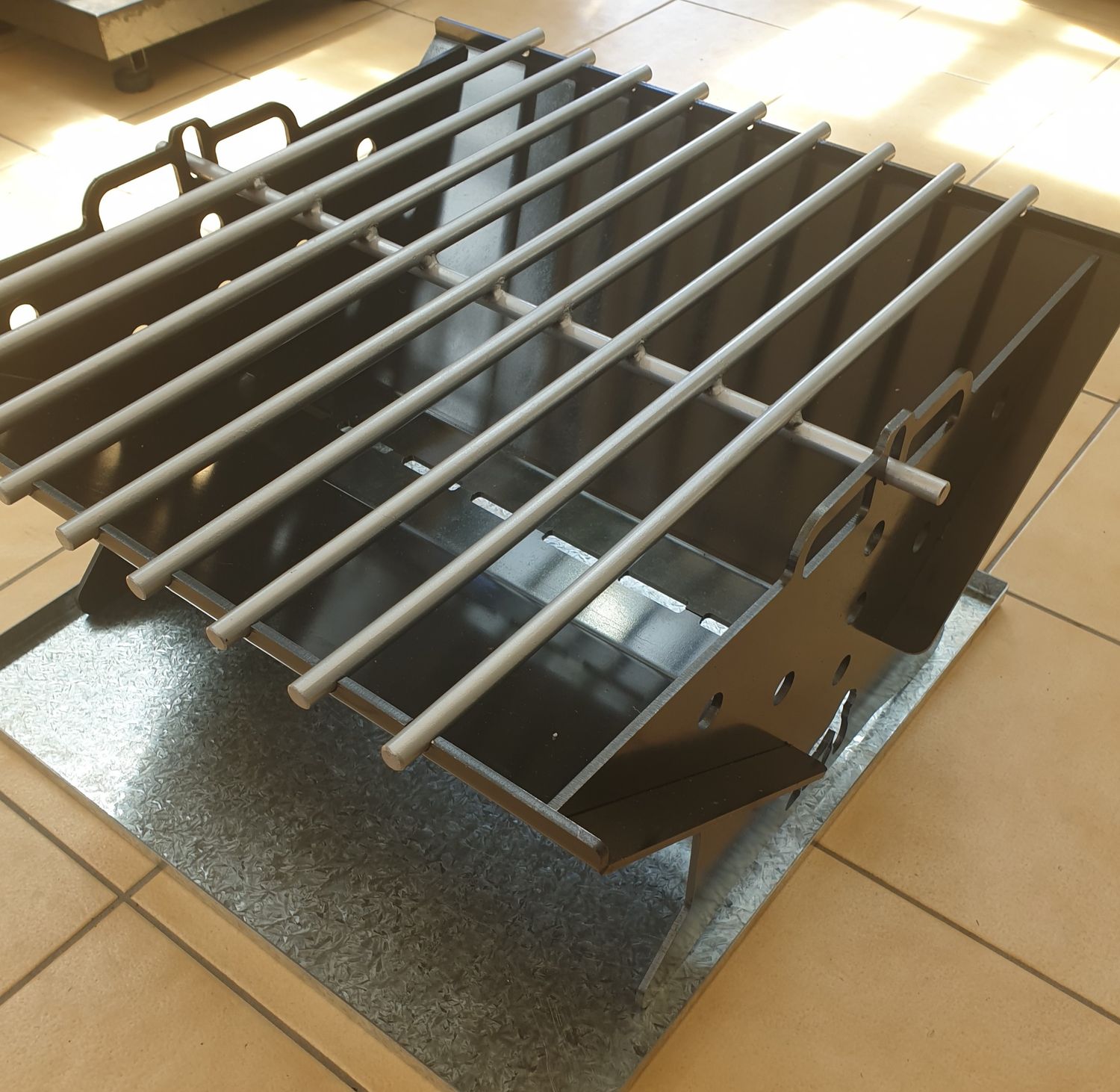 Grill Only to suit our famous Beringei 5mm fire pit/Cooker