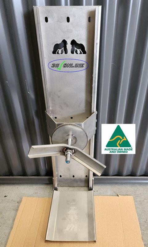 4x4 Spare Wheel Carrier 3mm Stainless Steel