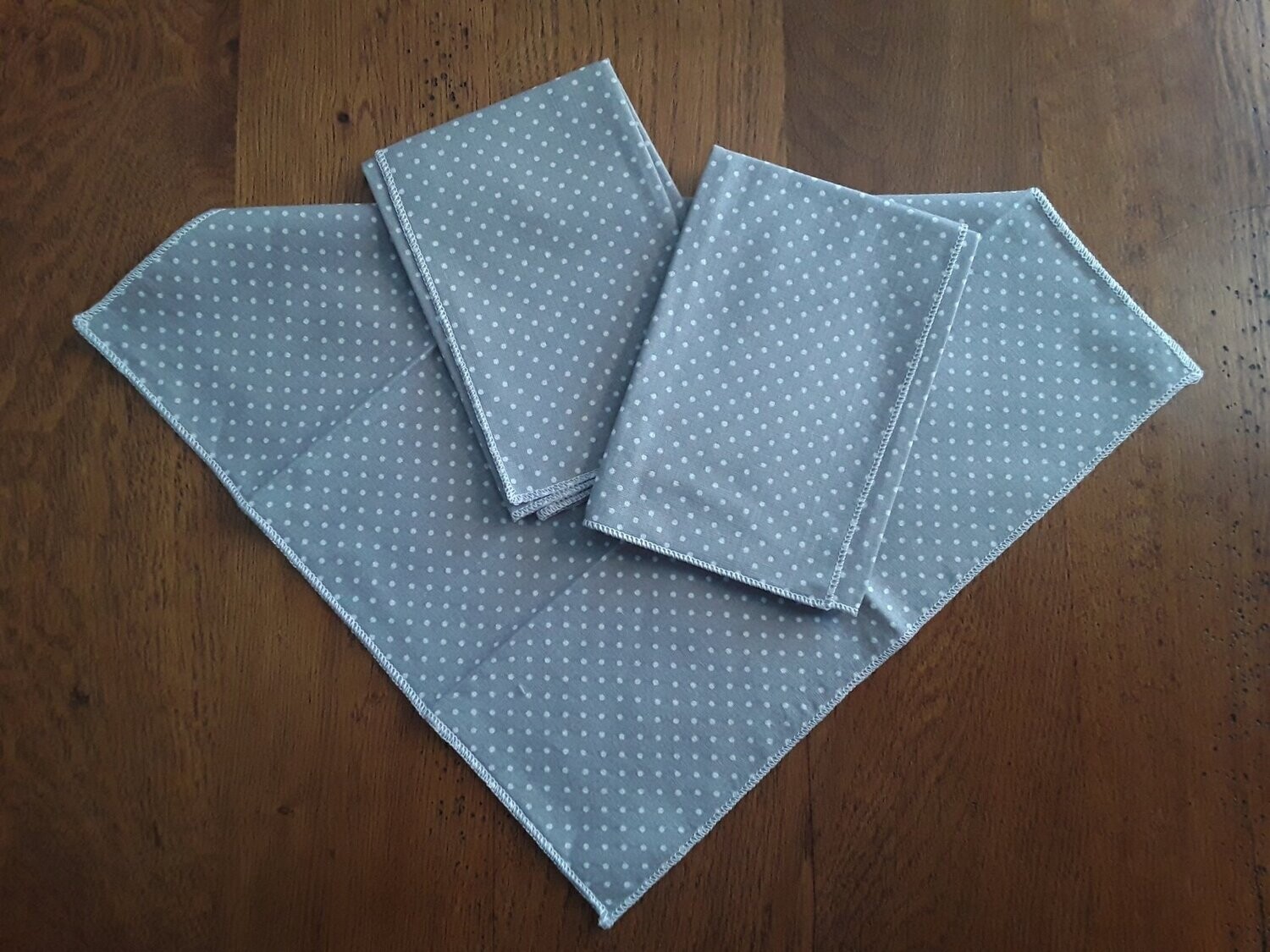 Mouchoirs Lot N°06