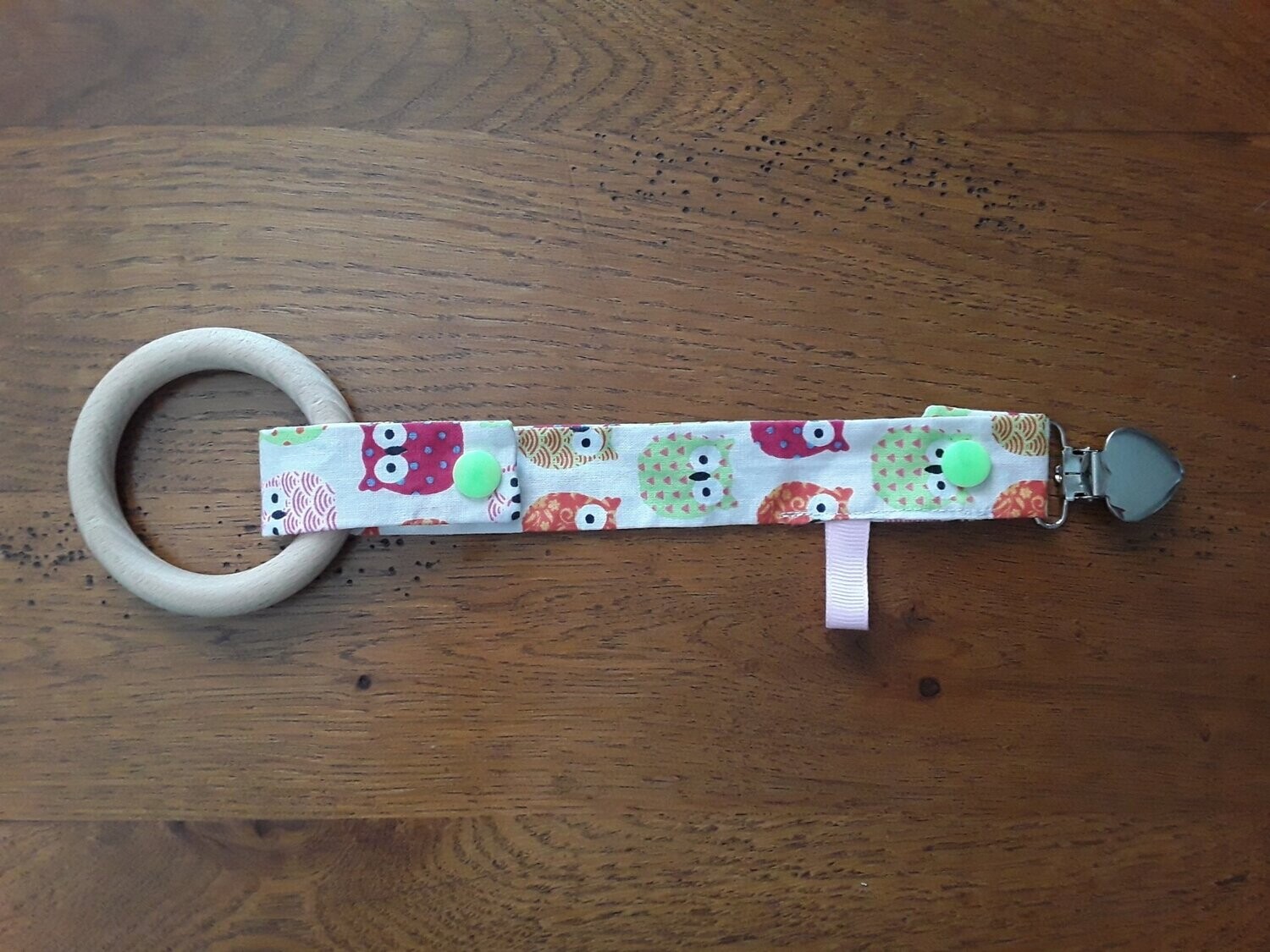 Attache tétine N°04