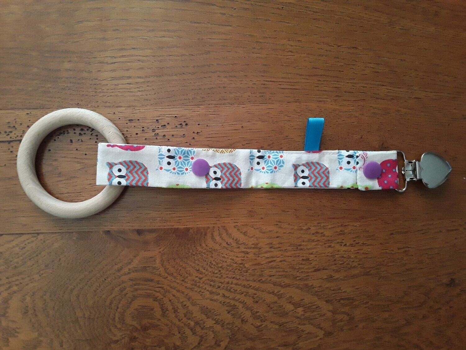 Attache tétine N°07