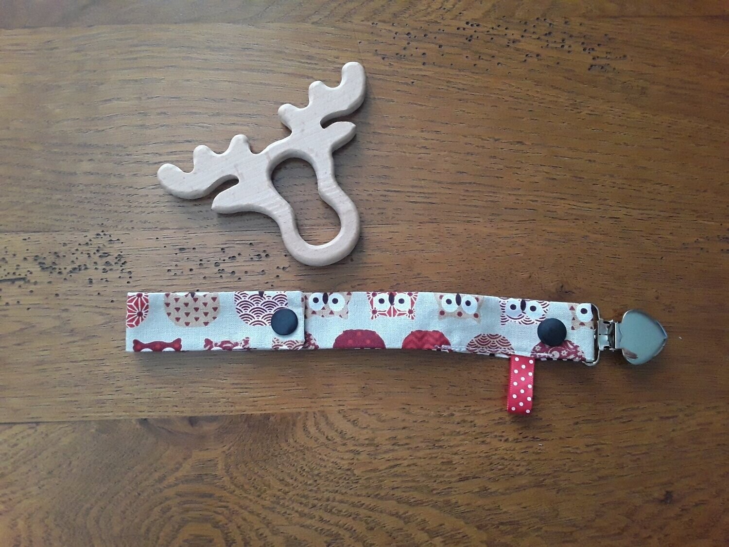 Attache tétine N°10