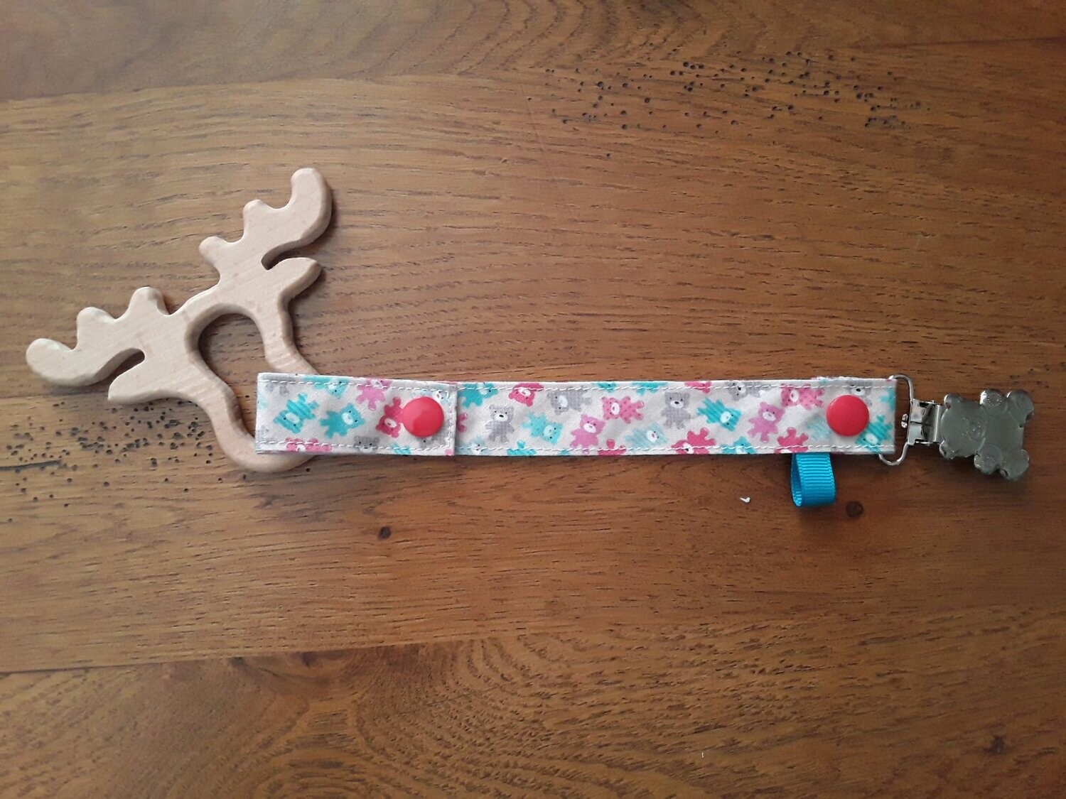 Attache tétine N°13
