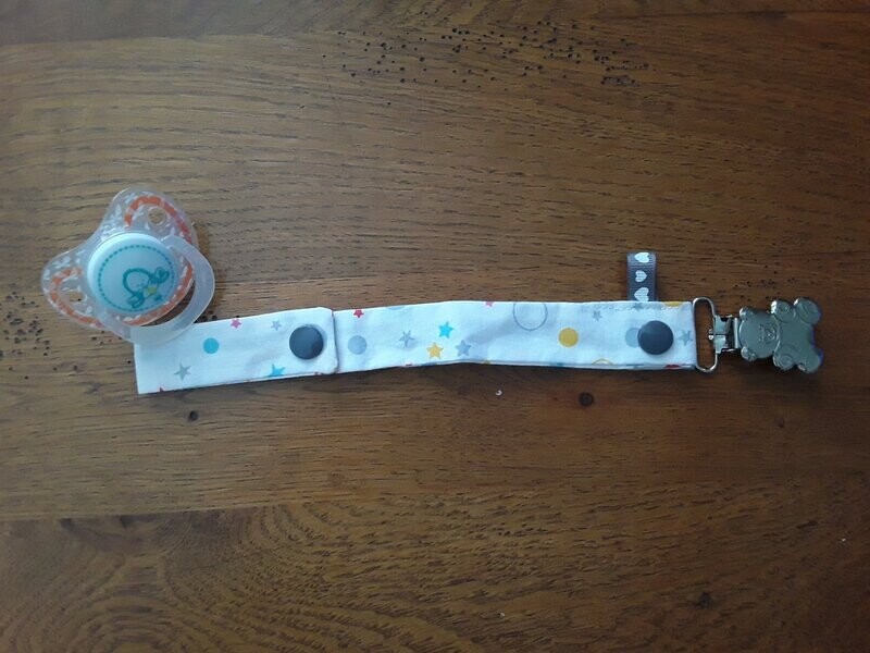Attache tétine N°17
