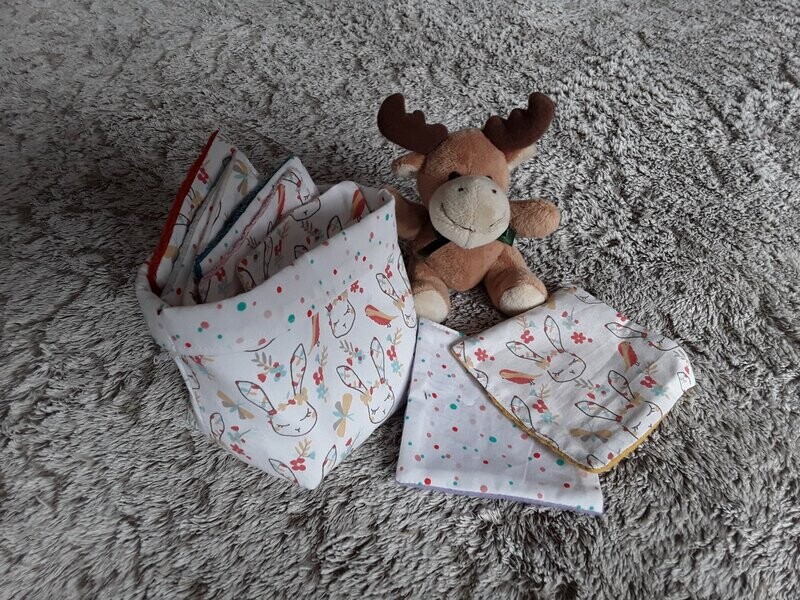 Lingettes et panière 02