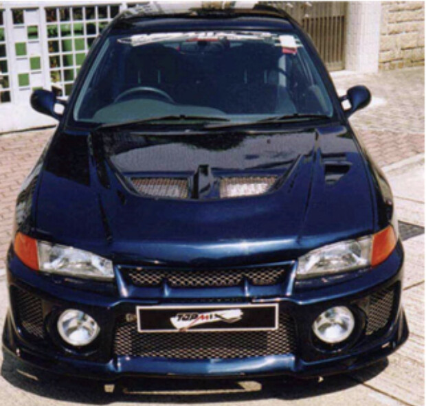 Carbon Fibre Bonnet for Lancer Evo 5