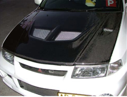 Carbon Fibre Bonnet for Mitsubishi Lancer Evo 6