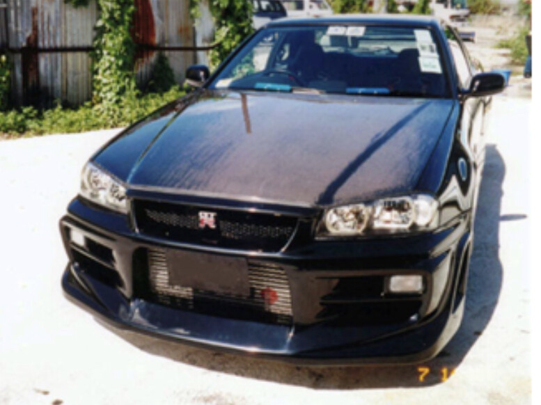OEM Style Carbon Fibre Bonnet for Skyline R34 GTT
