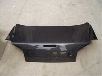R34 Carbon Boot