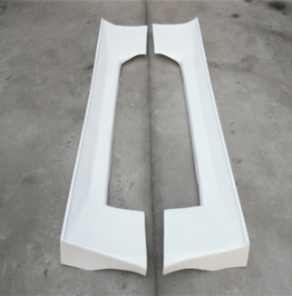 R 32 GTST Side Skirts
