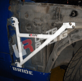 Ultra Racing Front Fender Brace