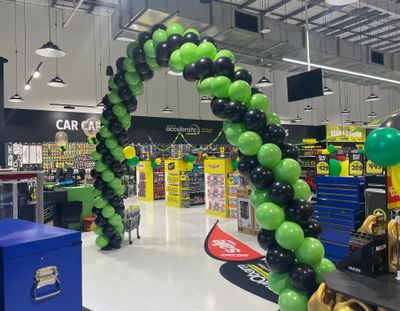 Balloon Columns &amp; Door Arches