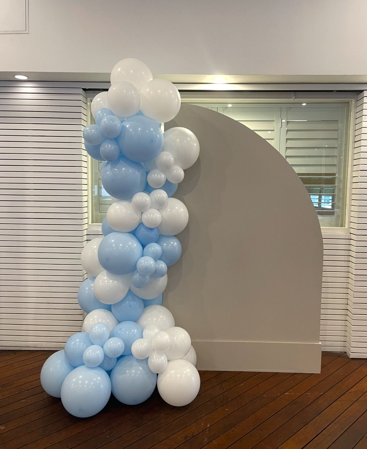 TBH Sail wall Balloon Garland