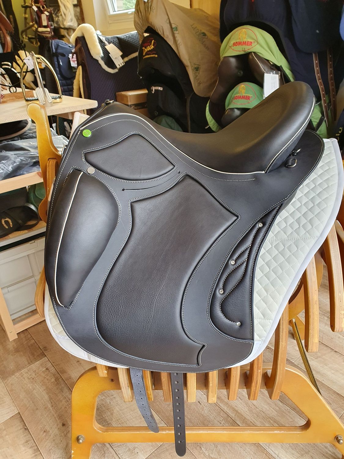 T1 Thiel Lustroso Vaquero 18,5"/M