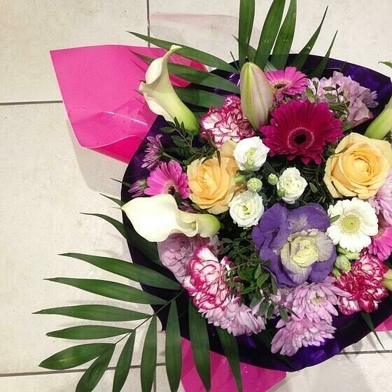 Bouquet rond + Poche d'eau