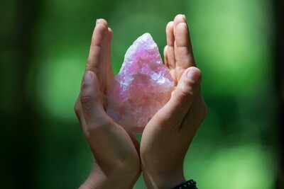 Rose Quartz  Energy Shifting Session 60 minutes-in person