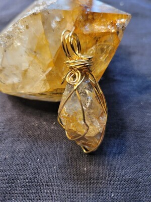 Pendant Herkimer Quartz (gold) - Created by Judy