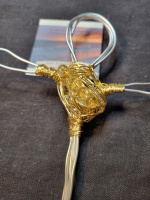 Judy&#39;s Hand-designed Ankh Cross - Citrine/Gold