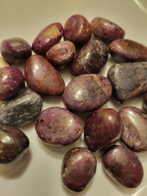 Crystal/Stone Tumbled Ruby Corundum  19 pieces!! (consists of ruby &amp; sapphire)