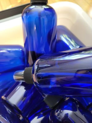 Bottle PET Boston Round Blue 8 ozs with fine mist