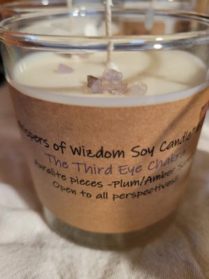 Judy&#39;s Soy Candle -Chakra Third Eye- with Amber/Plum &amp; Auralite